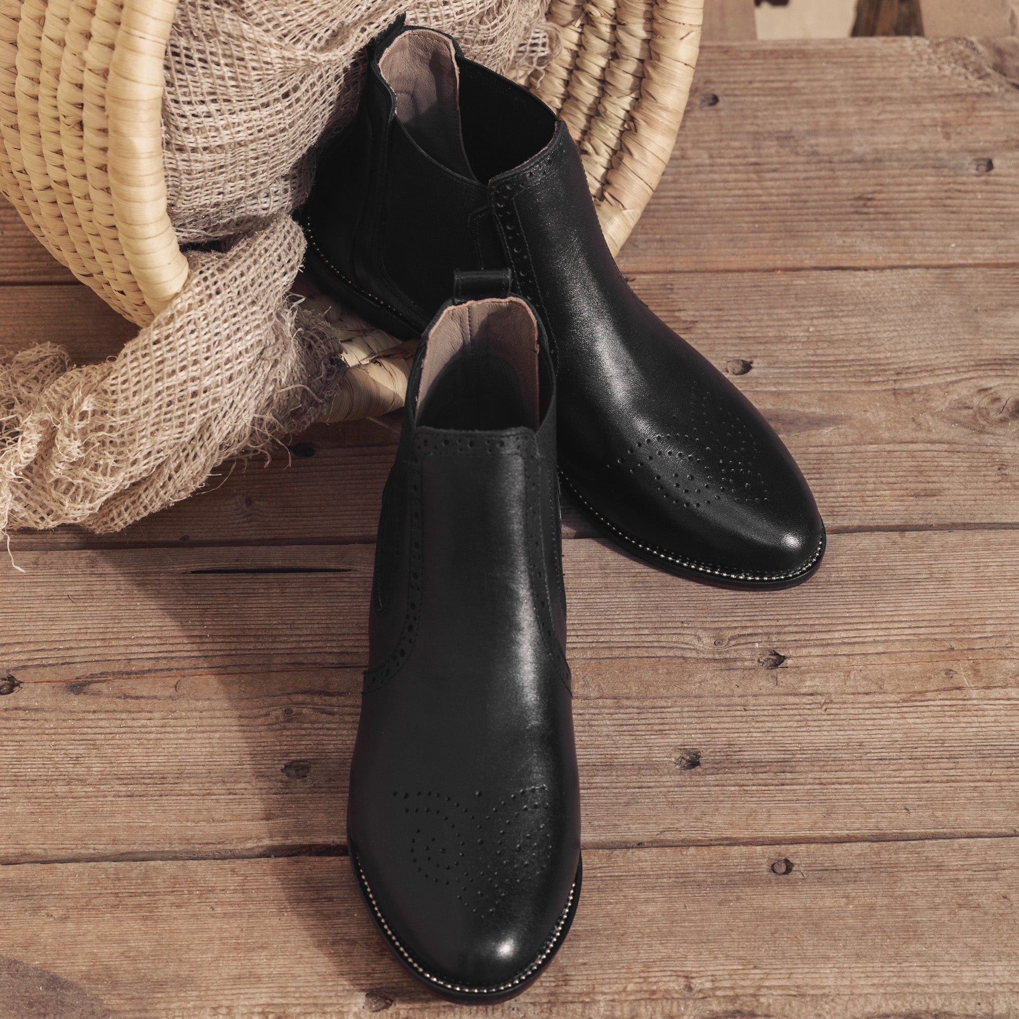 Midnight Muse Chelsea Black Boots