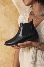Midnight Muse Chelsea Black Boots