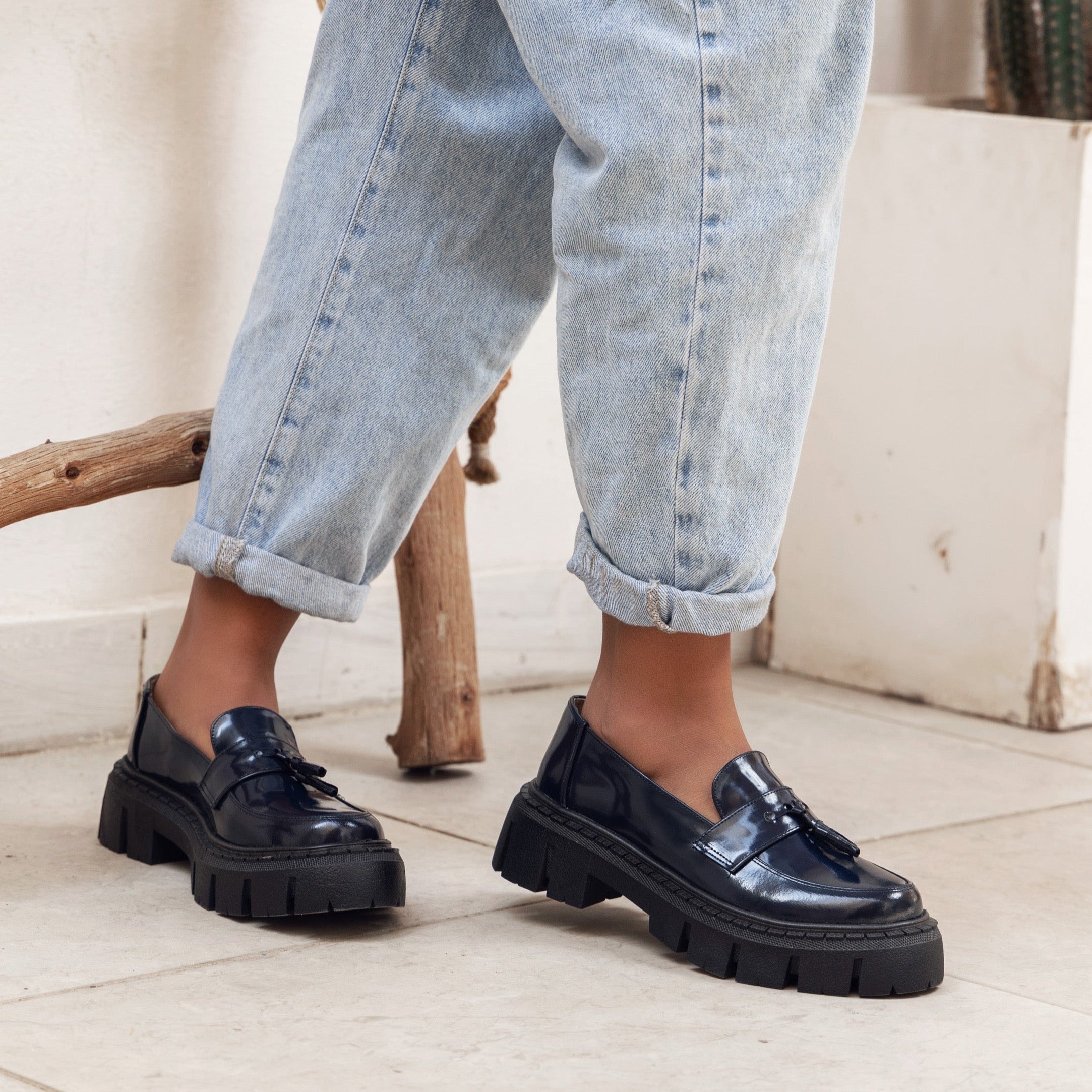 Tasseled Loafers Navy Vernis