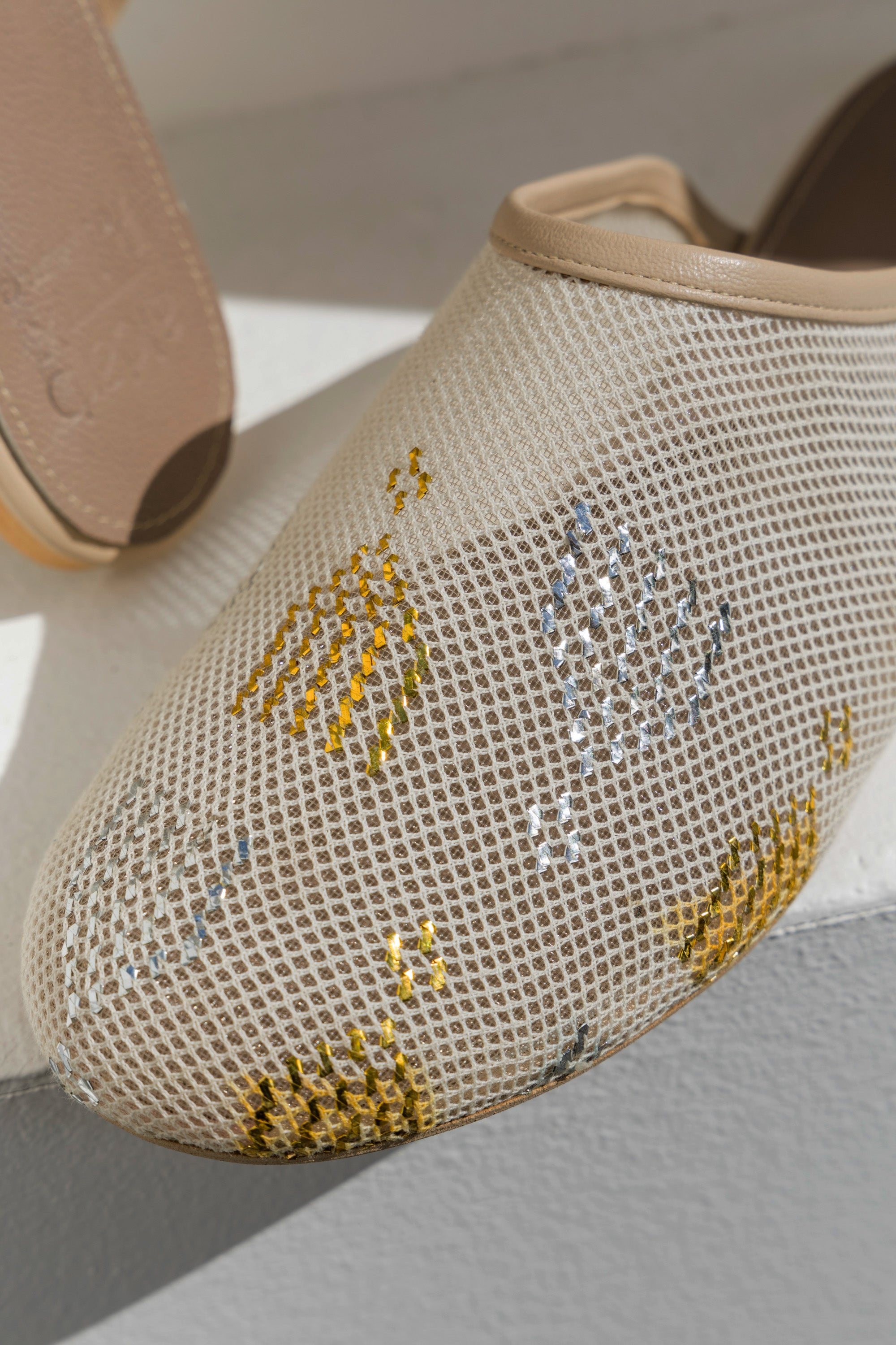 Round Tally Mules Beige