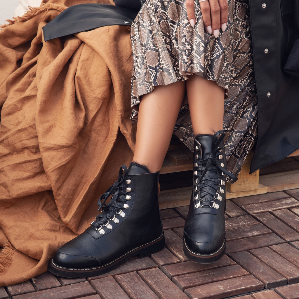 Combat Fur Lace-up Boots Black