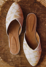 Pointed Tally Mules Beige